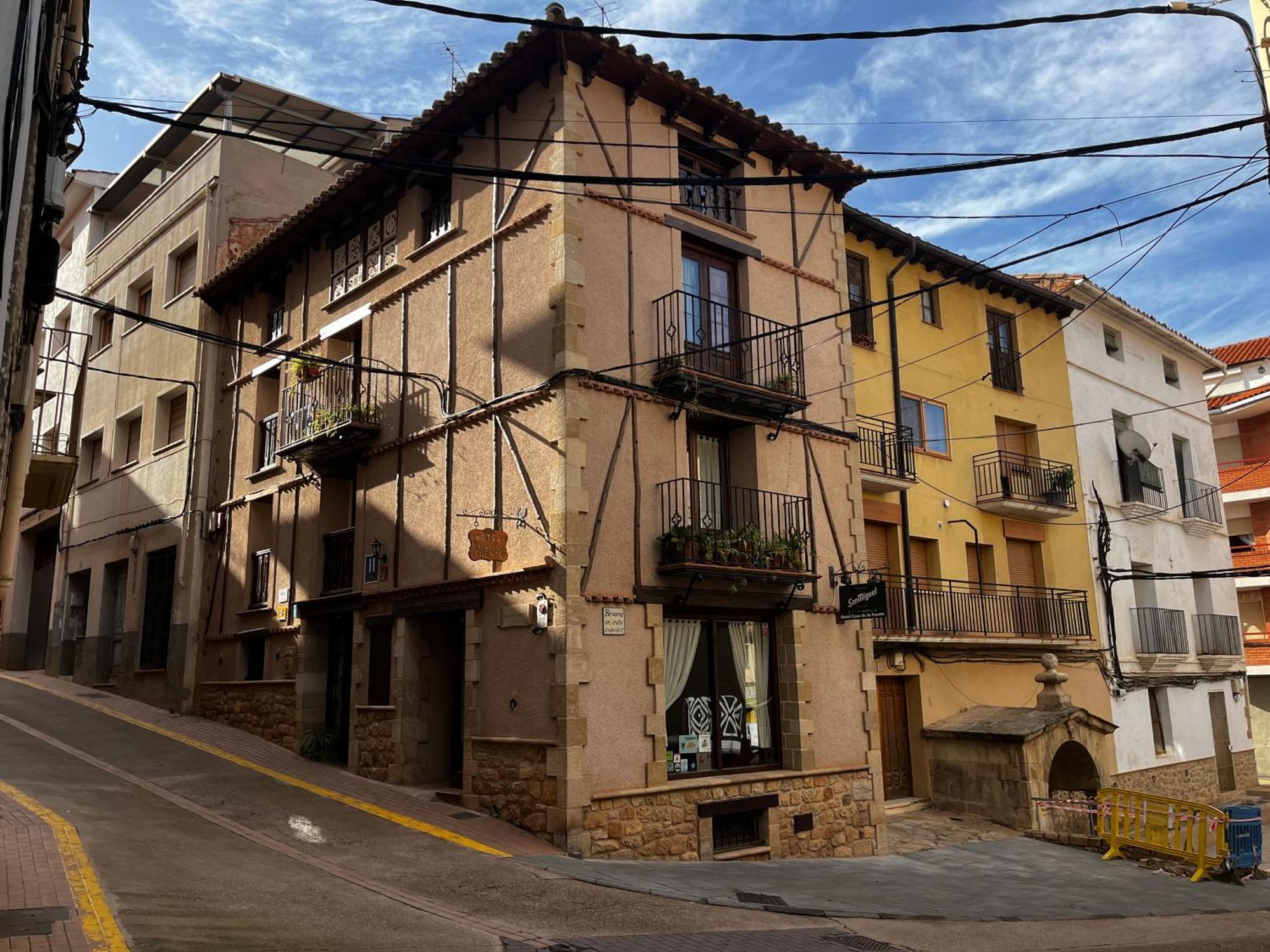 Hotel Casa De La Fuente Alcorisa Екстериор снимка