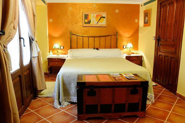Hotel Casa De La Fuente Alcorisa Стая снимка